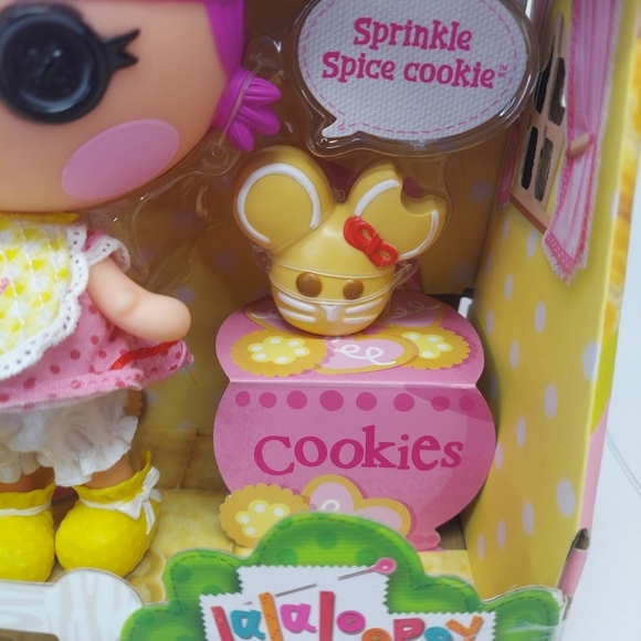 Lalaloopsy Littles Doll - Sprinkle Spice Cookie 7" Tall 10TH Anniversary Edition - Picture 3 of 6